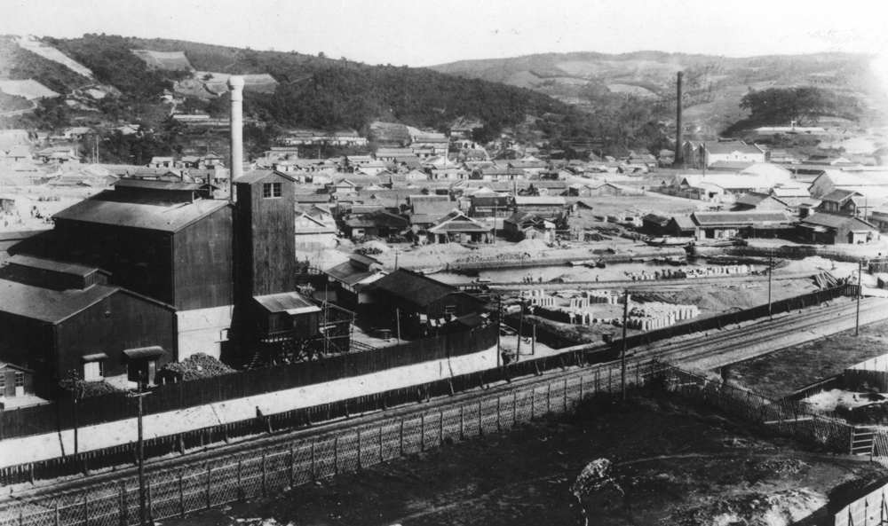 1917年頃の旭硝子牧山工場ソーダ灰工場