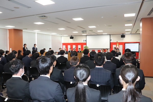 1入社式.JPG