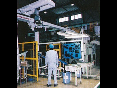 3000t成形機