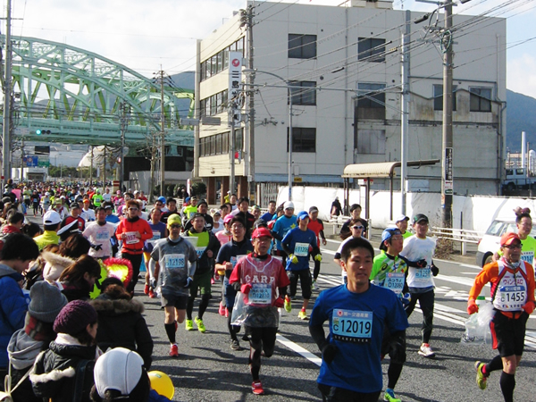 「北九州マラソン2016」の出場を応援！