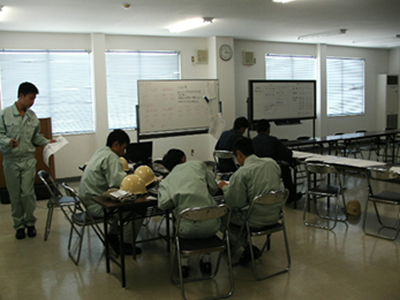 インターンシップ研修 高校生6人が機工事業本部で職場体験!
