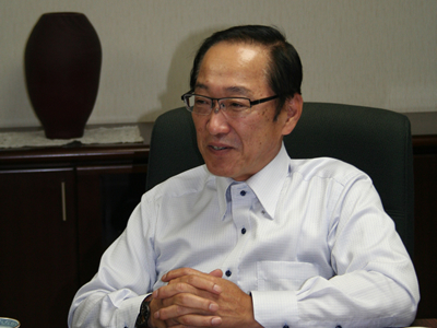 ~女性活躍推進法が施行~社長と女性総合職の座談会開催