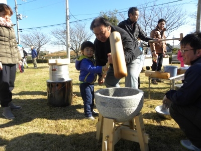 君津寮自治会主催　年末餅つき大会