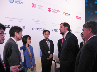 ロシア最大の産業博覧会INNOPROM 三島社長がフォーラムで登壇