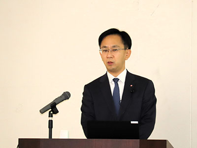 福岡ひびき経営大学　三島社長が登壇