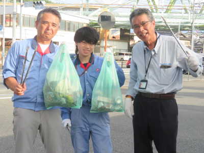 まち美化活動~本社周辺を清掃~