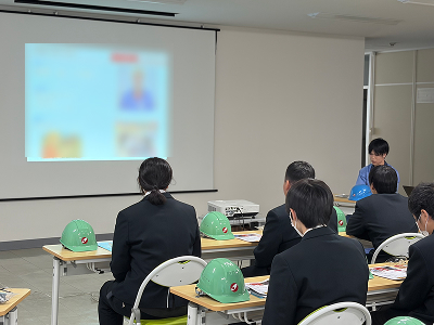 精密成形金型事業部/高校生工場見学