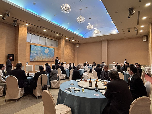 君津新年会/部署を越えたつながりを育む