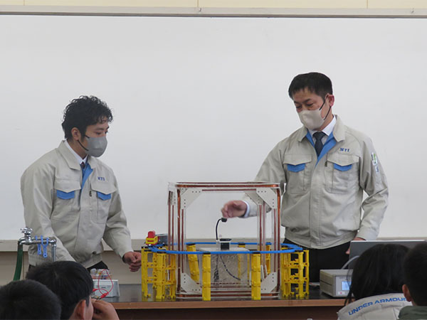 エムティアイ/出前授業で学生の学びを支援！ 